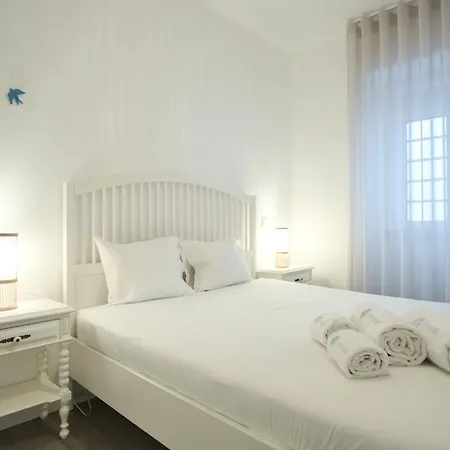 Apartment Charming 3br In The Heart Of Town By Feel Nazare