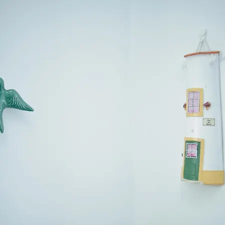 Charming 3br In The Heart Of Town By Feel Appartamento Nazaré