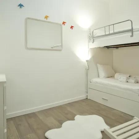 Appartamento Charming 3br In The Heart Of Town By Feel Nazaré