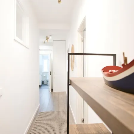 Charming 3br In The Heart Of Town By Feel Nazaré